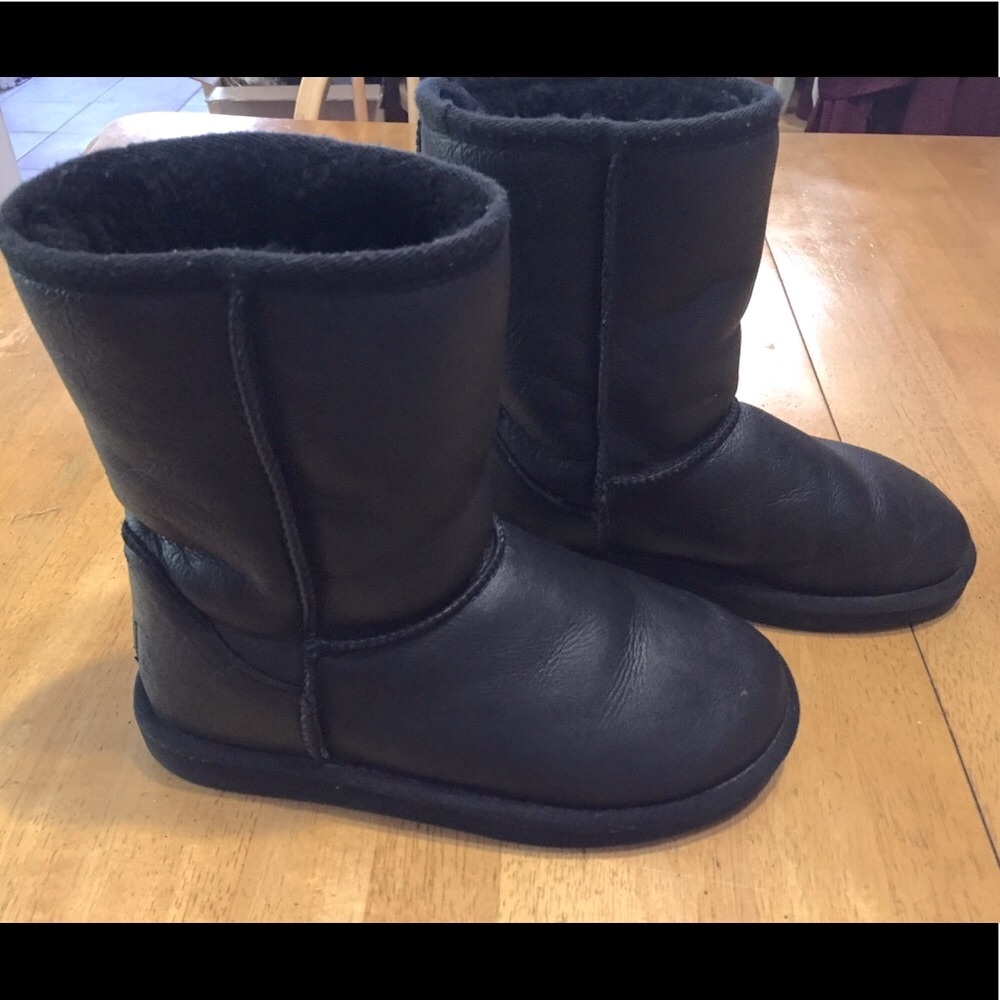 PEGIA Naturally Black Sheepskin Leather BOOTS 7